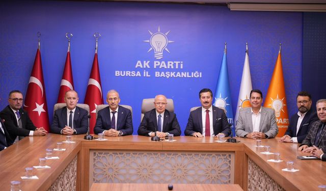 Yenişehir’de iki bağımsız meclis üyesi AK Parti’ye katıldı