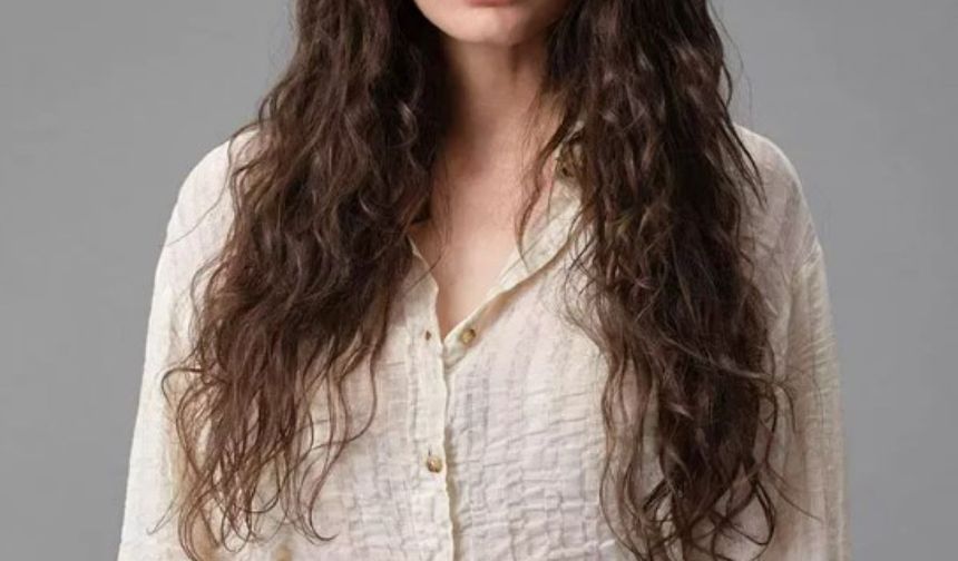 Adım Farah dizisi Demet Özdemir ne kadar para kazanıyor?
Popüler oyuncumuz Demet Özdemir, Adım Farah dizisinde bölüm başına 500 bin lira maaş alıyor.