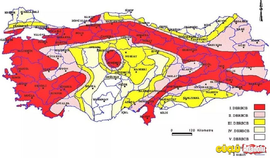 1835 DEPREMİ
8 şiddetindeki 1835 depreminde ise Akçakaya, Talas, Aydınlar, Mimarsinan, Bahçeli, Yeşilyurt, Gezibağları, Gömeç, Kayseri il merkezi dahil birçok yerleşim alanı ağır hasar görmüştür. Bu deprem sırasındaki toplam can kaybının ise 600 ile bin 64 arasında olduğu rapor edilmiştir. Bu deprem sırasında yüzey kırıkları da oluşmuştur. Özetle 1717 ve 1835 Kayseri tarihsel depremleri, Kayseri ilini sınırlayan Orta Anadolu Fay Zonuna bağlı oluşmuş olup bu fay zonunun aktif olduğunu açık biçimde kanıtlamaktadır. 1900 sonrasında (aletsel dönem) Kayseri’de 1940 yılında büyüklüğü 5,2 ve 1960 yılında 4,7 olan deprem dışında büyüklüğü 4 ten fazla olan çok sayıda deprem meydana gelmiştir. 
2 Şubat 2021’de Kayseri Sarıoğlan’da meydana gelen 4,6 büyüklüğündeki deprem halkı korku ve paniğe sevk etmiştir. 