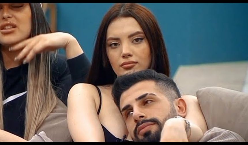 Sedat'ın ilişkisinin bitmesinin ardında Elif ve Sedat çiftleri tekrardan umutlandı. Dün yayınlanan haftanın finalinde Elif, Sedat'ın evden gitmesini istemedi. Eleme potasında olan Sedat ve Zeyd arasında karar vermek durumunda kalan Elif Zeyd'in evden ayrılması için oy verdi.