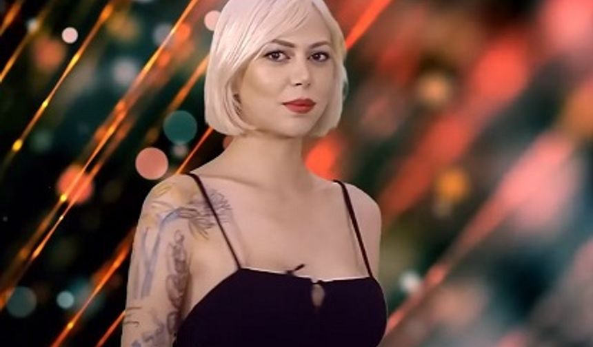 Bu görüntüler Twitter'da paylaşıldı. Şeydanur'un etiketlendiği videonun altına ise bir Twitter kullanıcısı "Şeyda dürüst ol tek soru, Simge kokuyor muydu?" şeklinde bir soru sordu. Şeydanur ise bu tweeti beğendi.