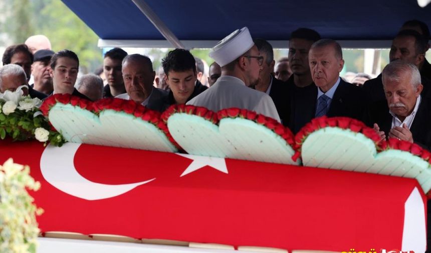 Gazeteci Mehmet Barlas son yolcuğuna uğurlandı