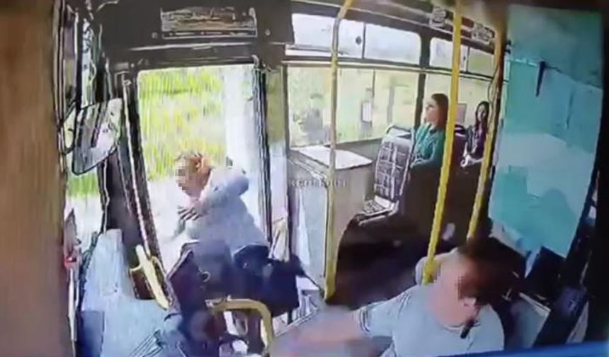 Adana'da otobüsten düşen kadın ağır yaralandı!
