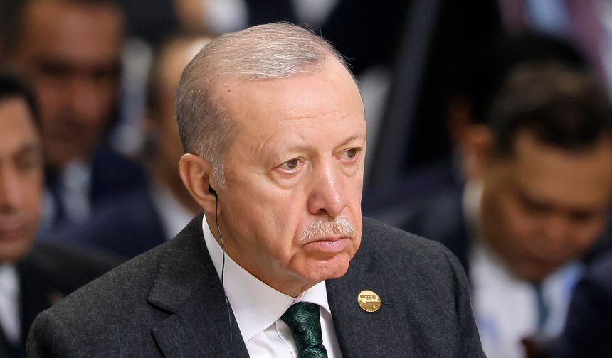 Cumhurbaşkanı Erdoğan'dan CHP Genel Başkanı Özel'e geçmiş olsun telefonu!