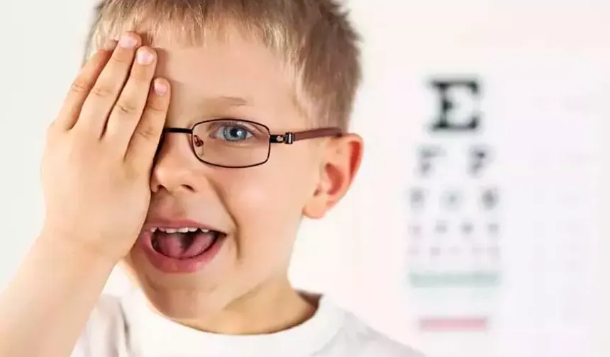 Çocuklarda göz tembelliği belirtilerine dikkat