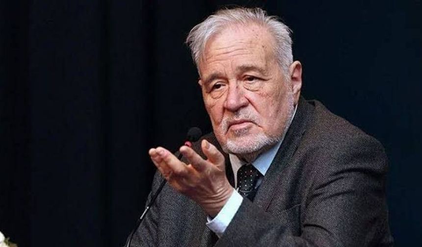 Tarihçi İlber Ortaylı hayatını kaybetti