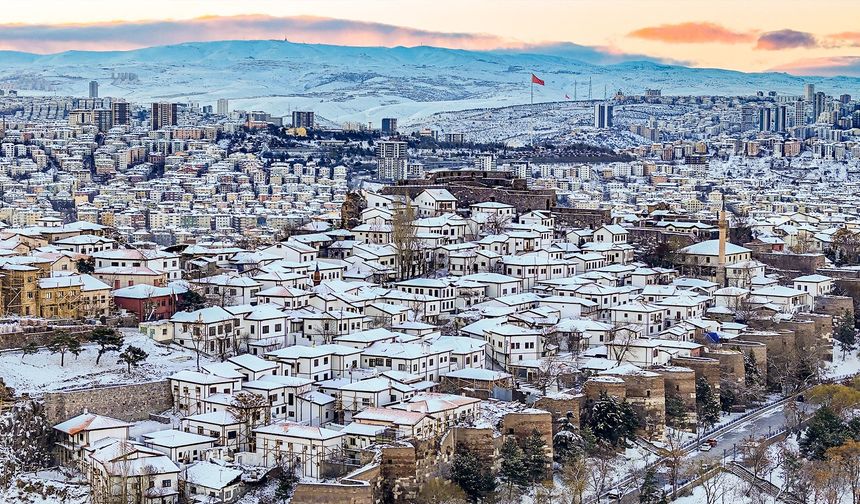 Ankara’ya kar geliyor: Şehir merkezinde de görülebilir