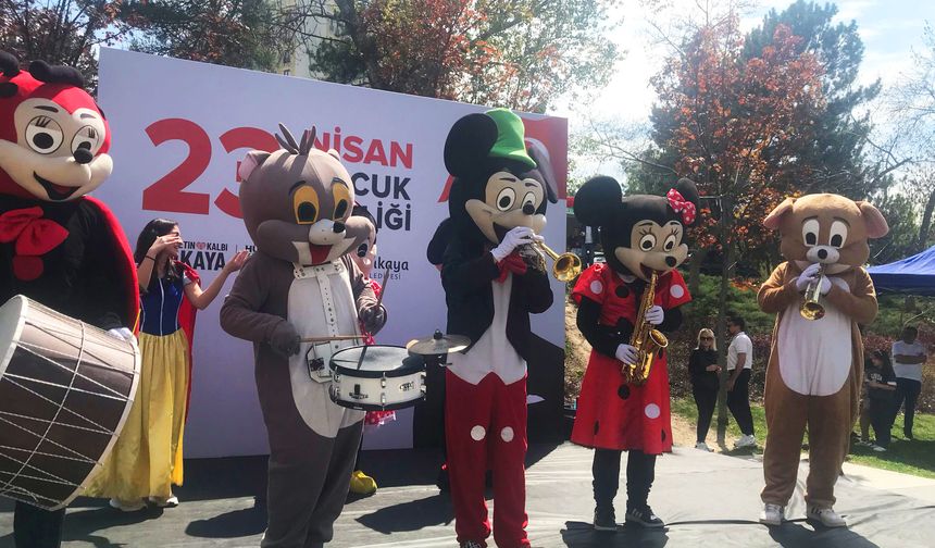 İsmet İnönü Parkı'nda Renkli 23 Nisan Şenliği