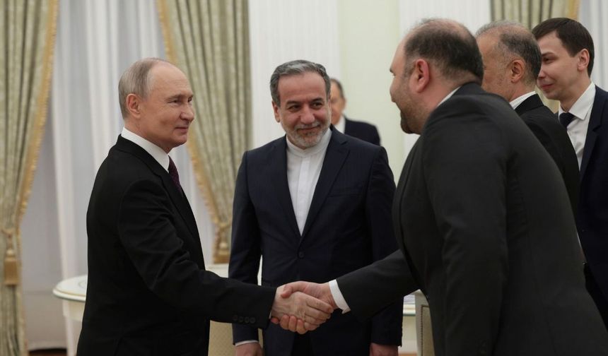 Arakçi-Putin buluşmasının gündemi işbirliği ve istikrar
