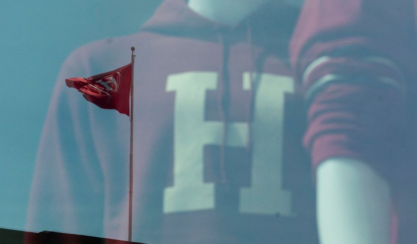 Harvard’a uyarı: Üniversiteler solcu aktivizm merkezi değil