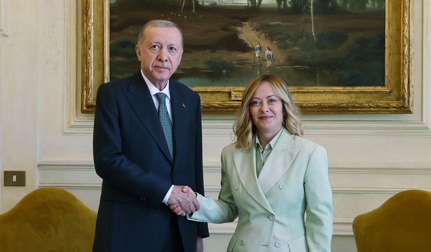 Cumhurbaşkanı Erdoğan, İtalya Başbakanı Meloni ile telefonda görüştü