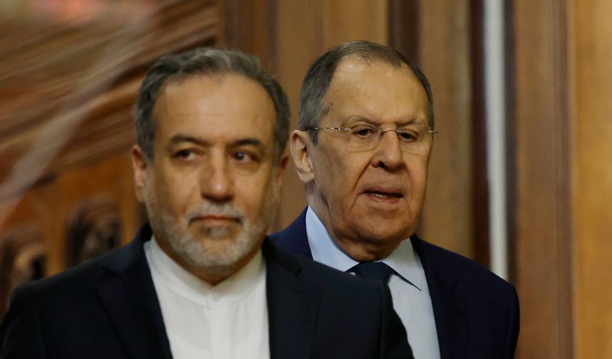 Moskova’da kritik temaslar: Lavrov ve Arakçi’den ortak mesaj