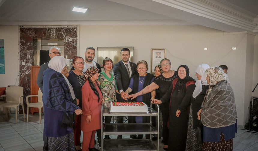 Gönül Köşkü Huzurevi’nde Anneler Günü Coşkusu