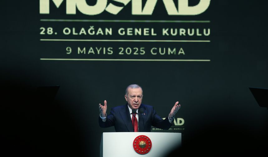 Cumhurbaşkanı'ından Özel'e: Ekonomik tetikçilik yapıyor