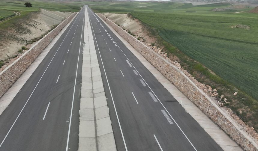 Türkiye'nin ilk melodili yoluna Türk Marşı eşlik edecek