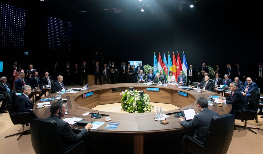 Türk Devletleri Zirvesi, Macaristan'da başladı