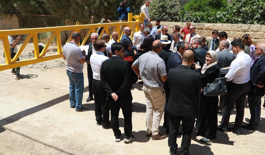 İspanya ve Portekiz, İsrail Büyükelçilerini uyardı