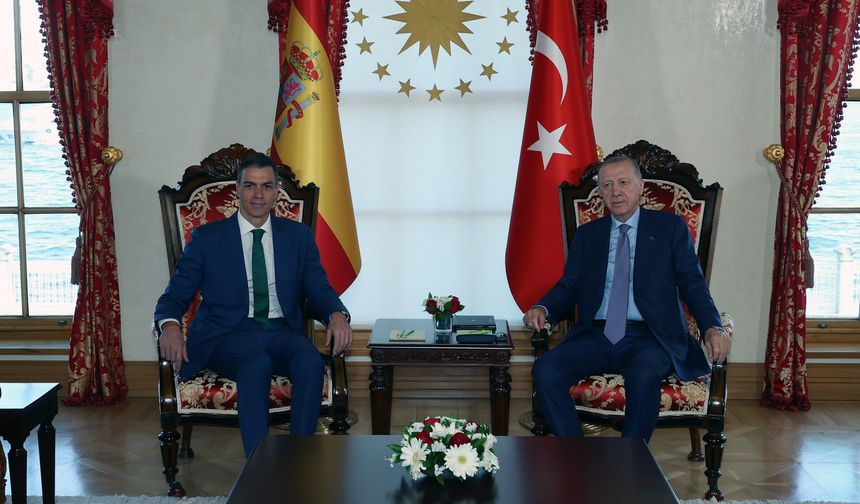 Erdoğan’dan Sanchez’e tebrik telefonu