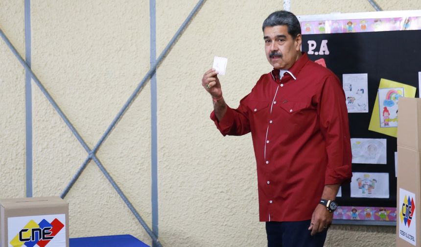 Venezuela’da seçimin galibi Maduro’nun partisi oldu
