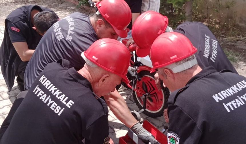 Kırıkkale’de 8 yaşındaki çocuğun ayağı pedala sıkıştı