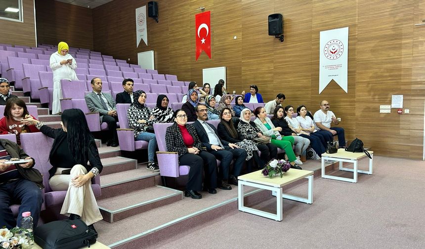 Afyon'da otizmli bireylere ücretsiz diş taraması