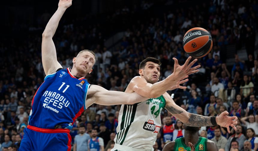 Anadolu Efes, Panathinaikos’a kaybetti!