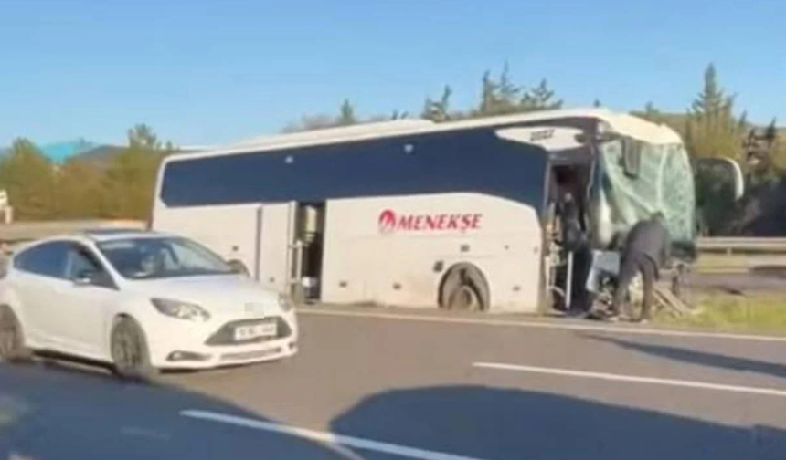 Öğrenci otobüsü Ankara'da kaza yaptı: 4 yaralı