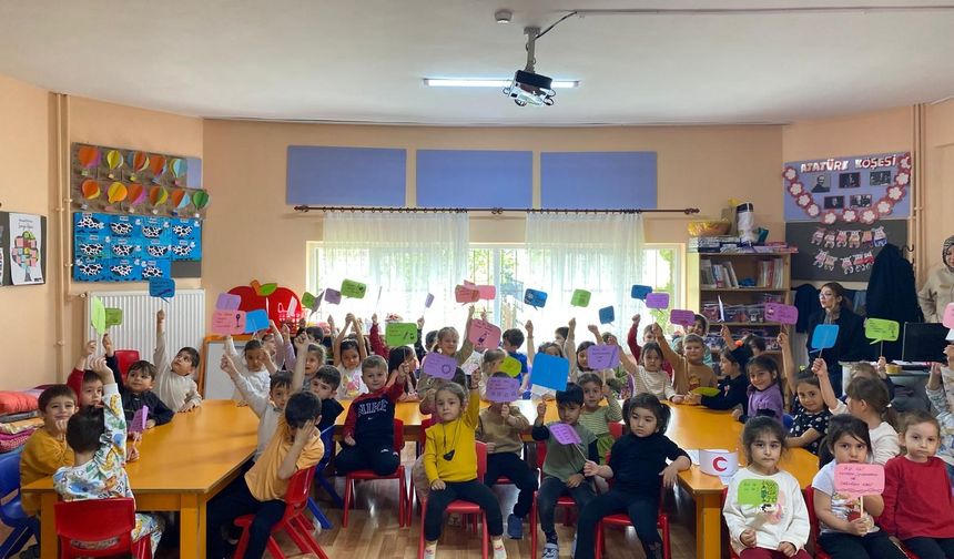 Aşı haftasında çocuklara farkındalık eğitimi!