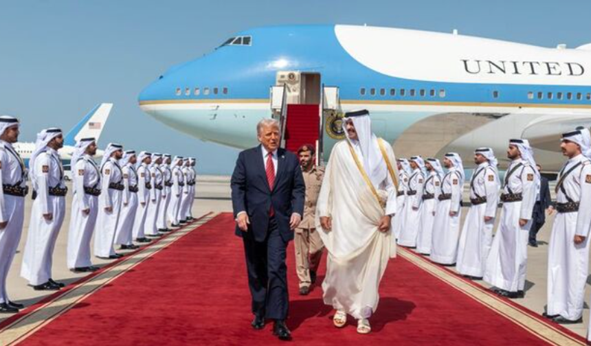 Katar Başbakanı: Trump’a verilen uçak hediye, rüşvet değil!