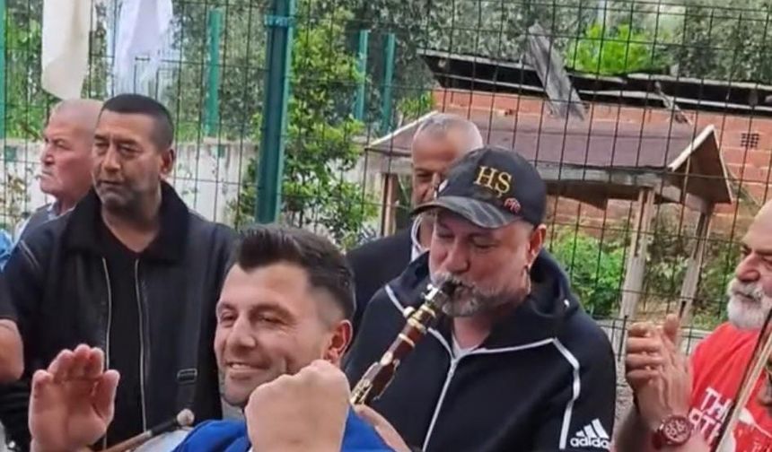 Hüsnü Şenlendirici İznik’te klarnetiyle coşturdu!