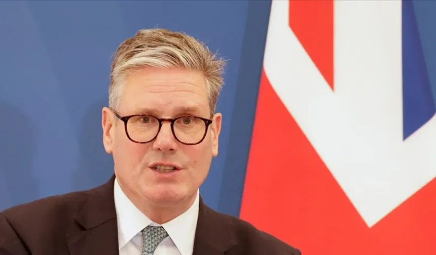 İngiltere Başbakanı Starmer’ın evinde yangın!