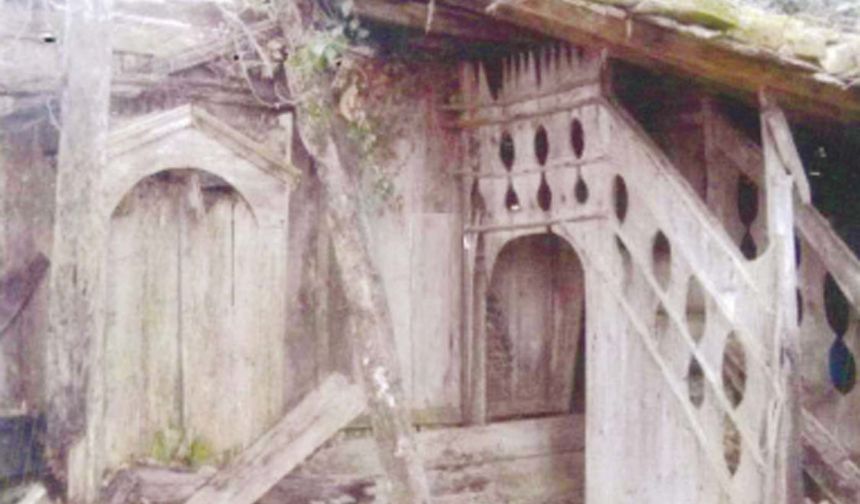700 yıllık caminin restorasyon çalışmaları başladı!