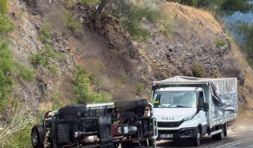 Marmaris’te trafik kazası: Otomobil takla attı!