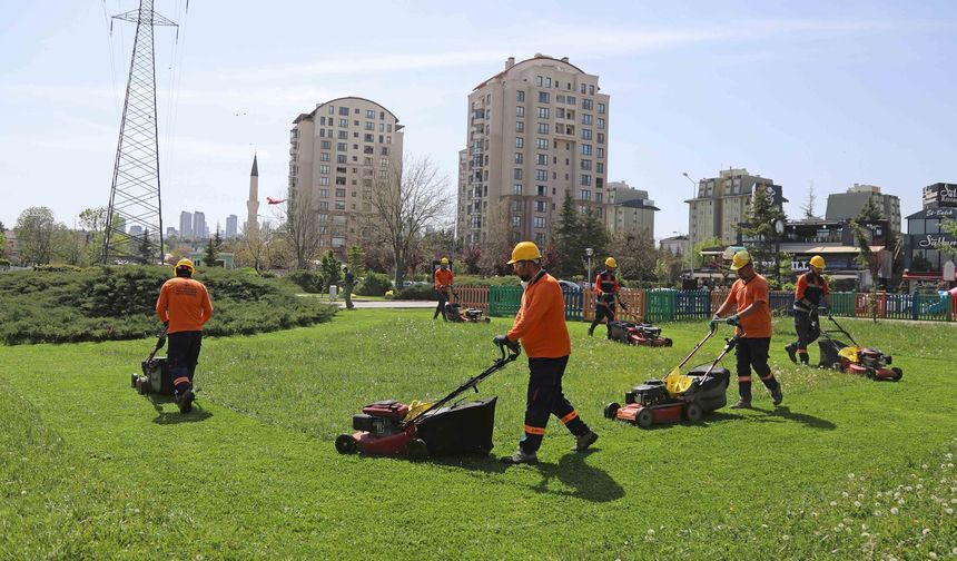 Çankaya’da parklar yaz aylarına hazırlanıyor