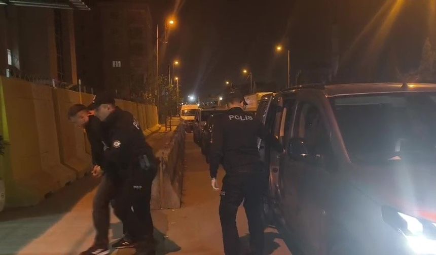 Pendik'te havaya ateş açan maganda gözaltına alındı!