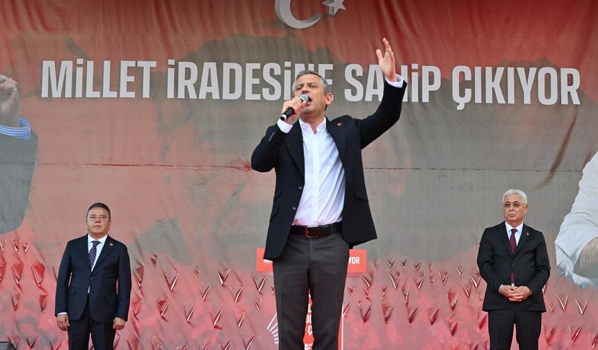 CHP lideri Özel: Antalya milletin ve demokrasinin kalesidir
