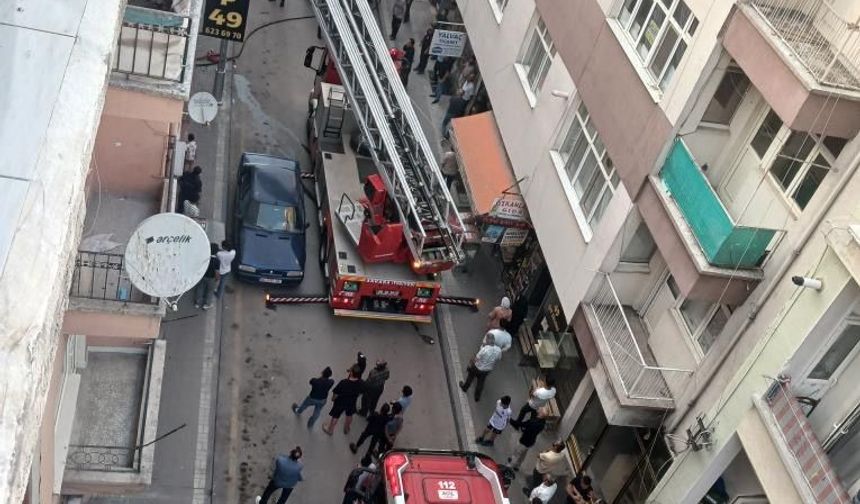 Ankara Polatlı’da yangın: 1’i çocuk 4 kişi mahsur kaldı