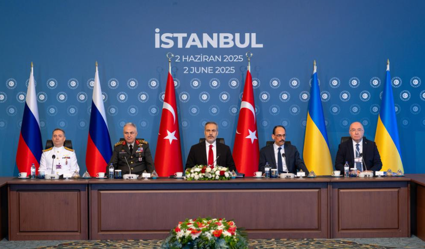Rus ve Ukrayna heyetleri barış görüşmeleri için İstanbul’da!