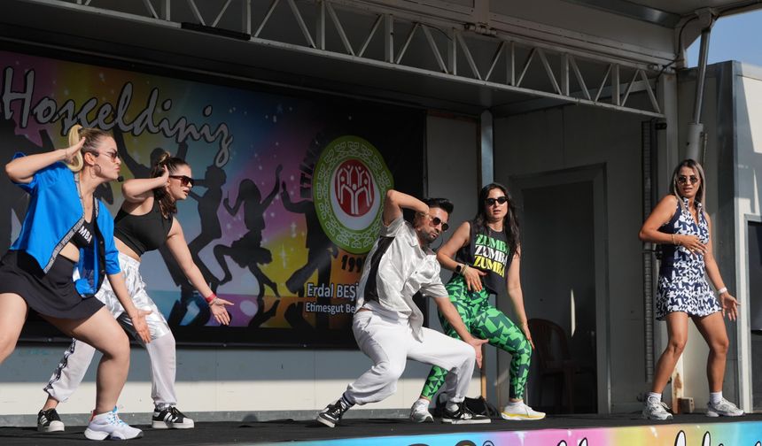 Etimesgut’ta Zumba Festivali