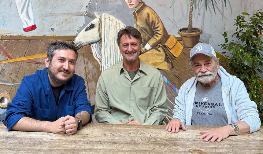 Haluk Bilginer ve Feyyaz Yiğit aynı filmde
