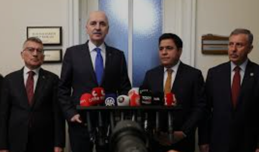 Numan Kurtulmuş'tan Yeni Yol Grubu'na ziyaret