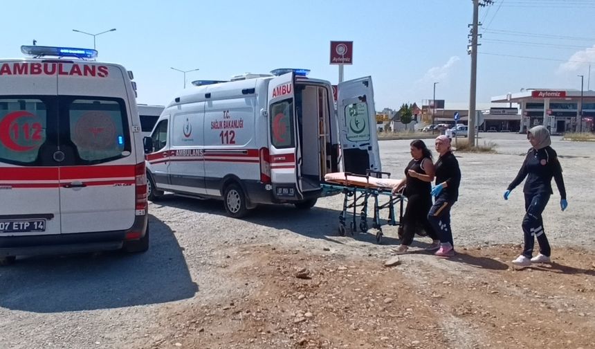 Manavgat'ta tur aracı ile ticari araç çarpıştı: 6 yaralı!
