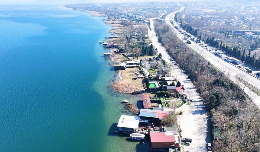 Sapanca Gölü nefes alacak: Kaçak yapılar kaldırılıyor!