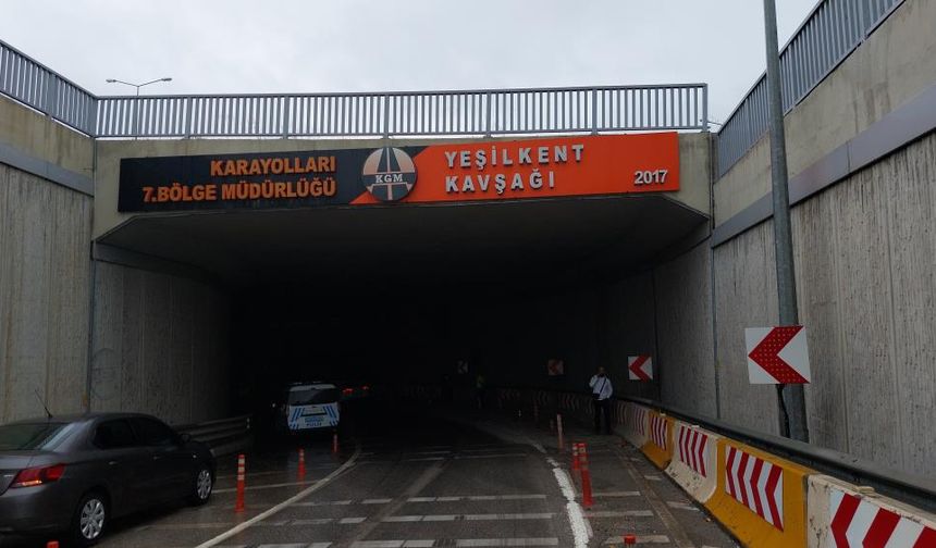 ''Ucube Kavşak'ta'' arka arkaya kaza!