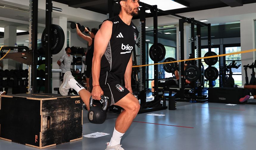 Beşiktaş'ın yeni sezon hazırlıkları hız kesmeden devam ediyor