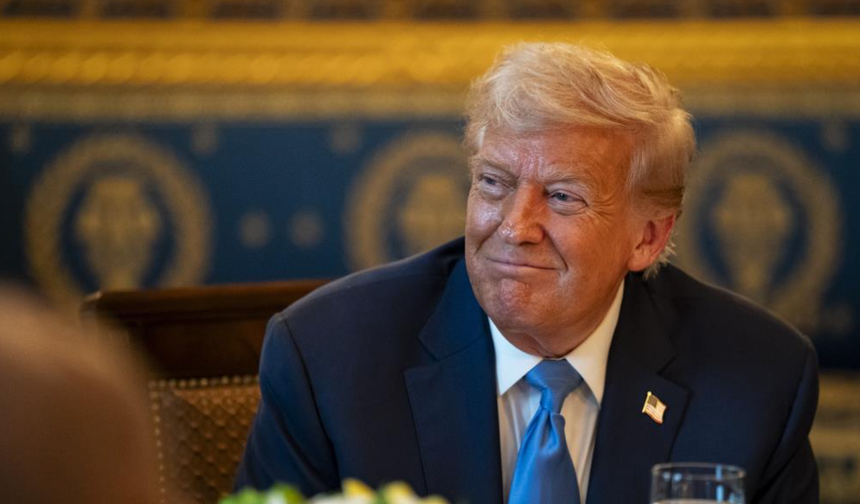 Trump’tan ABD'de doğumla vatandaşlığa yeni sınırlama