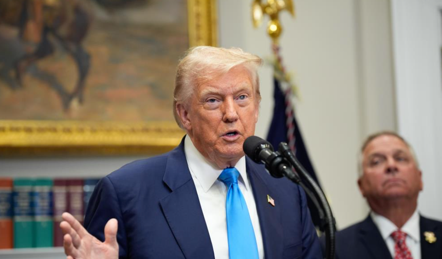 Trump’tan Fed’e ve Pelosi’ye sert eleştiriler