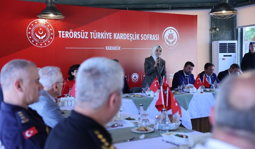 Bakan Göktaş: Şehit aileleri sürecin temel mimarları
