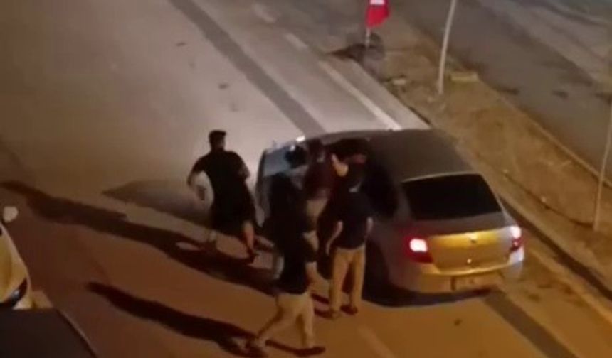 Bursa’da trafik kavgası kamerada: Sürücüye tekme tokat saldırı