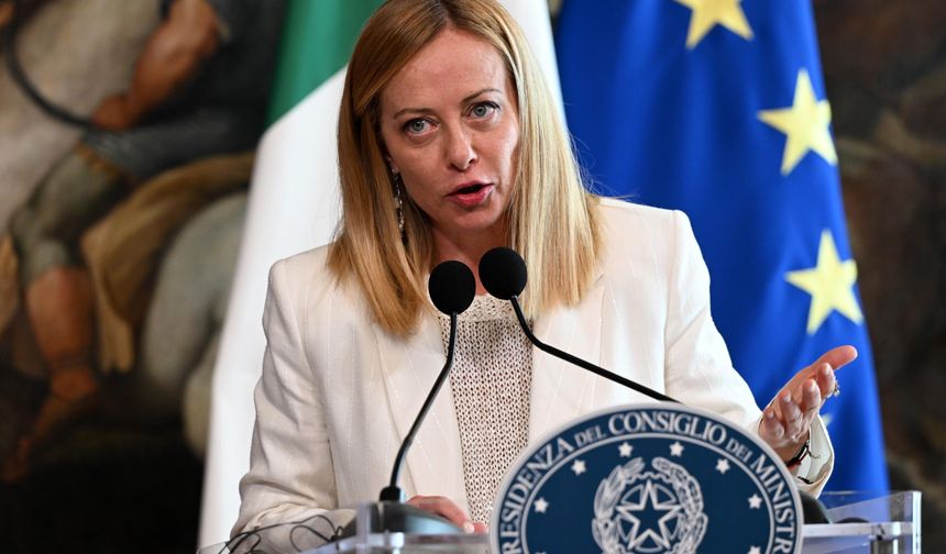 İtalya, İsrail’le savunma anlaşmasını askıya aldı